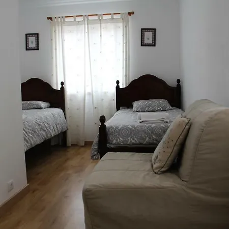 Daire Ericeira Beach Apartment *
